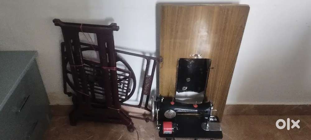 Merit Tyloring machine