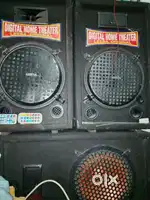 Urgent sale 2 speaker bass