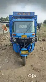 Bajaj Maxima C Loading Diesel