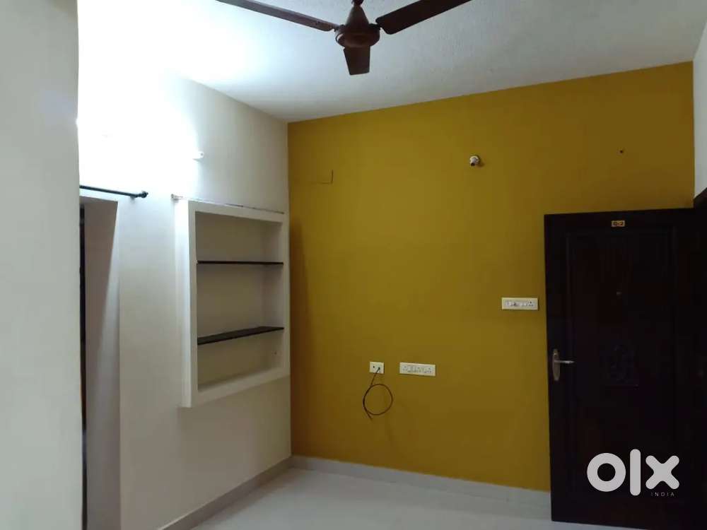 2bhk flat sale @ Narayan school Medavakkam