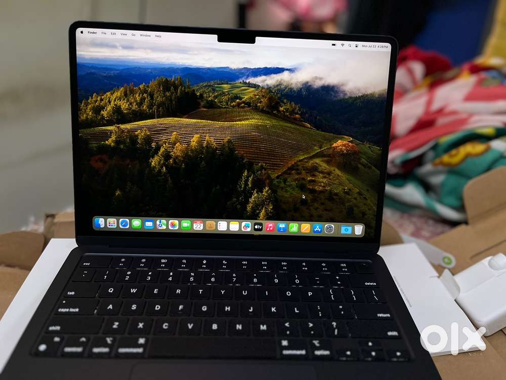 Macbook Air M3 - 16GB + 512Gb