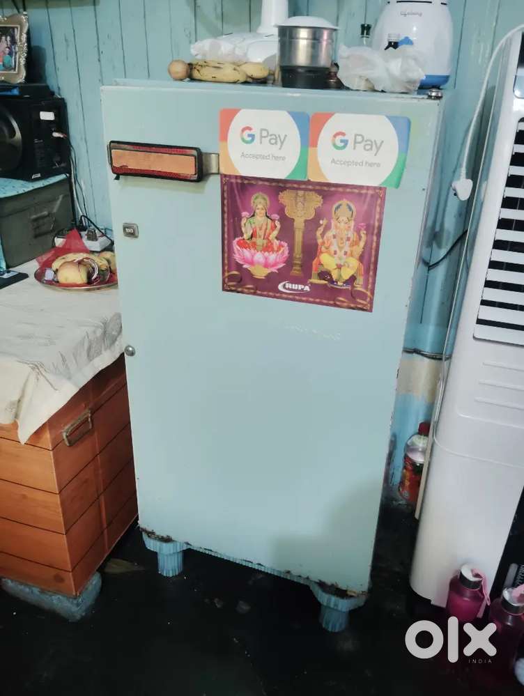 Fridge 165 liter