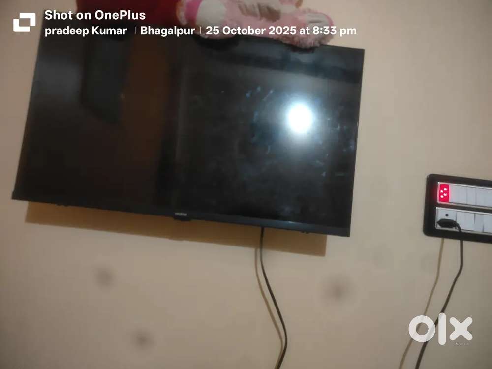 Real me tv 32 inch