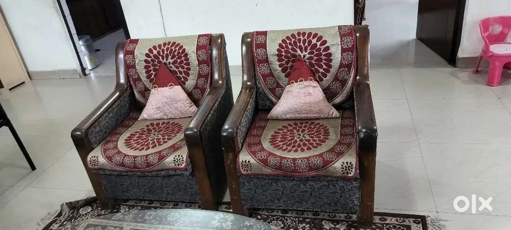 5 seater wooden sheesham sofa for sell durable and elegant.