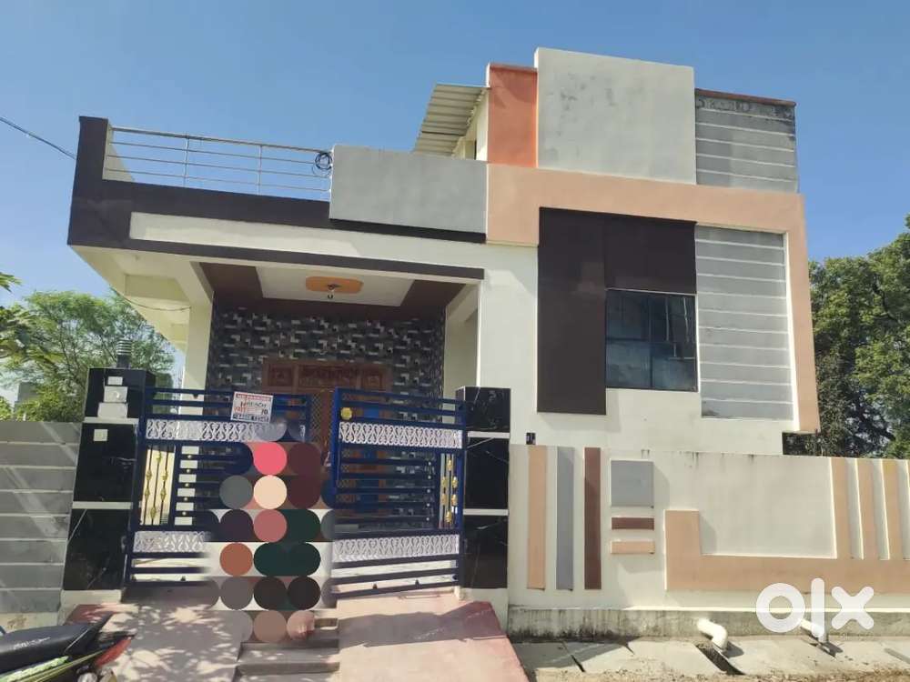 Sri Chaitanya vocational college line