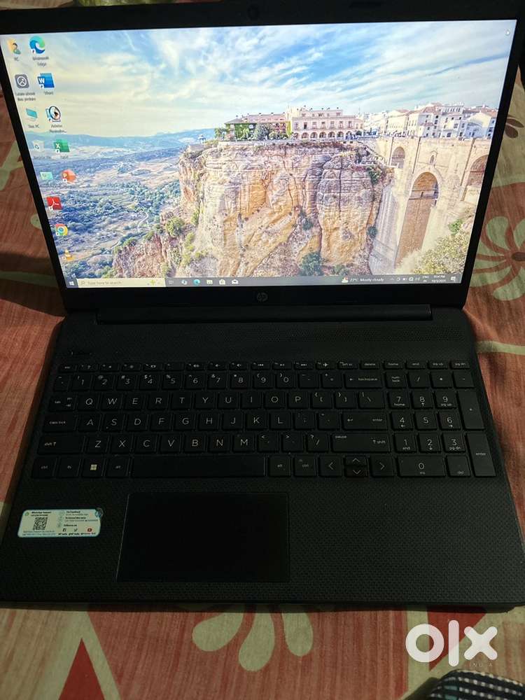 HP laptop 15 8gb Ram ssd 256gb and hd 128 gb