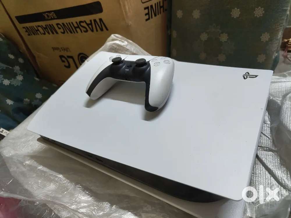 Sony PlayStation 5 console (disk) og