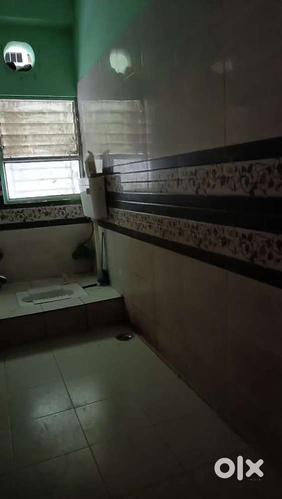 Independent single room alongwith bthroom and kitchen slab at zoo road