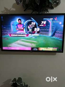 LED 32 inch very nice good quality 2 eyer old