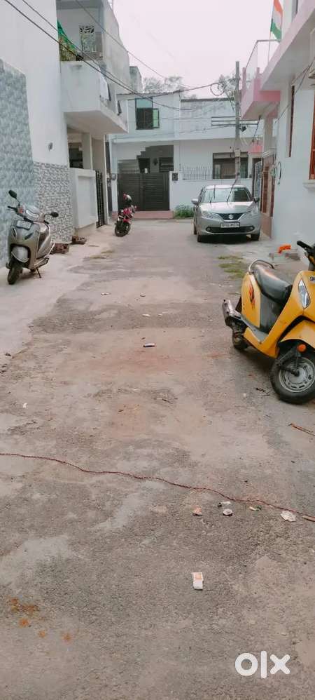 Good location plot for sale in himcity phase 3 tiwari ganj