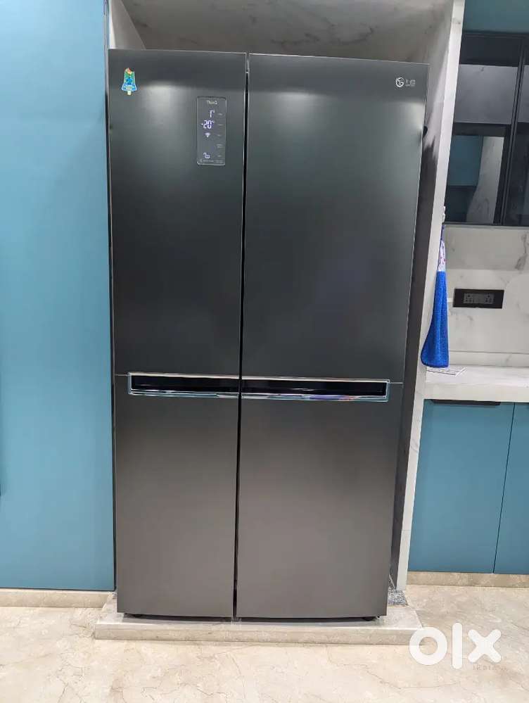 New LG Fridge Double door 687L New condition 1year old veg household