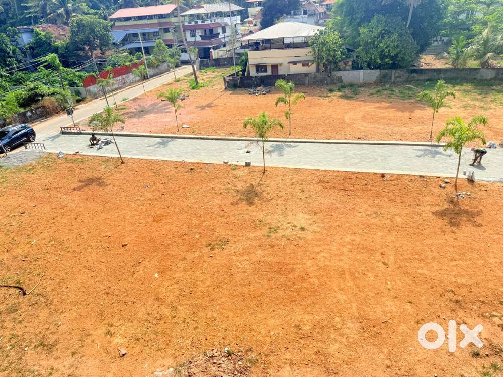 Premium 4-cent Residential Plot Near Petta Metro Station