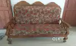 THREE SEATER SETTY