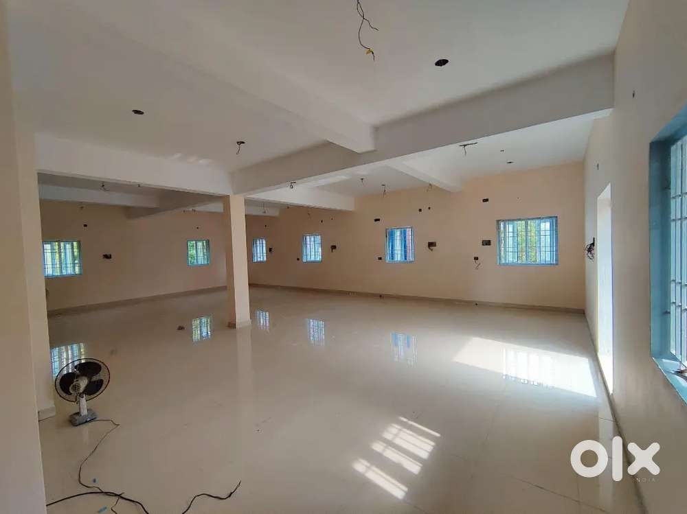 1700SQFT 1STFLOOR GODOWN /OFFICE RENT65000 AT PERAMBUR
