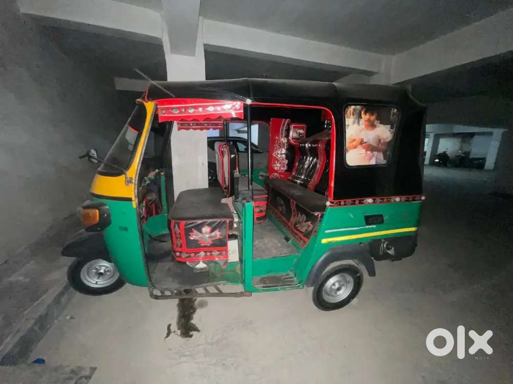Auto driver chahiye mango me auto chalane ke liye