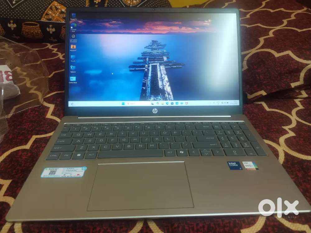 HP laptop 7 days old