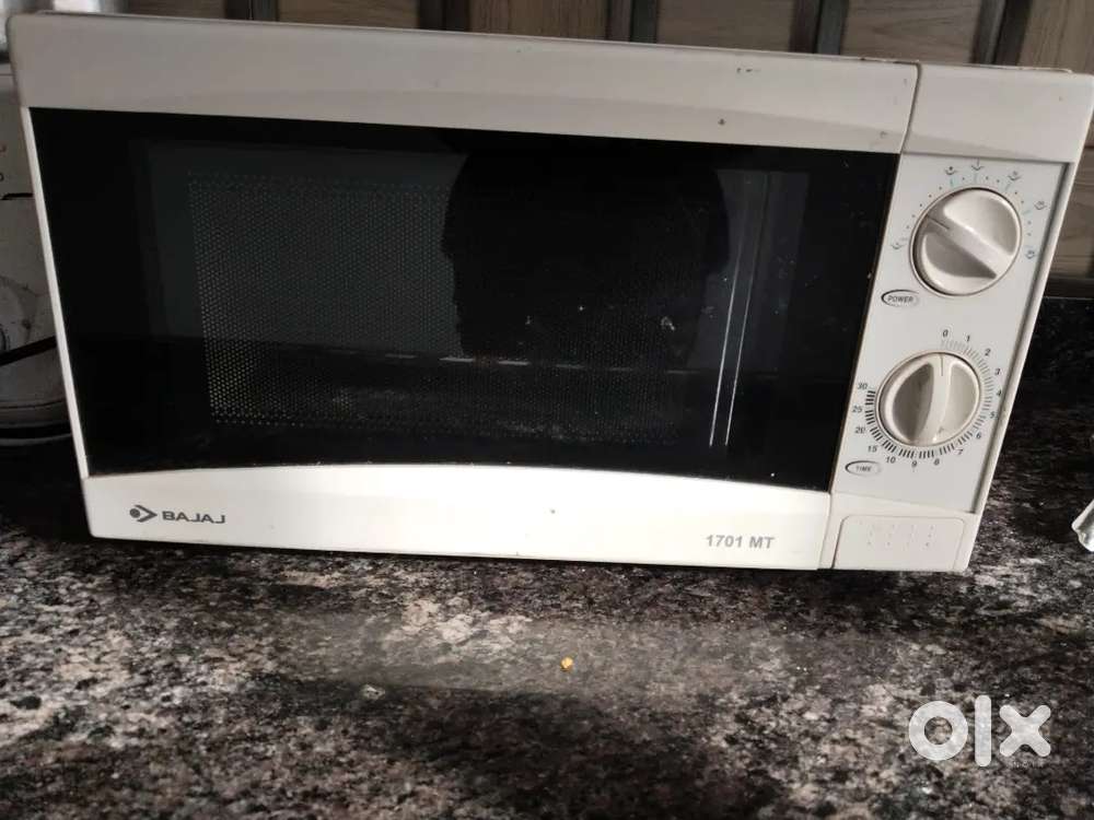 Bajaj microwave