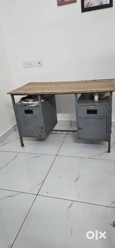Iron book table
