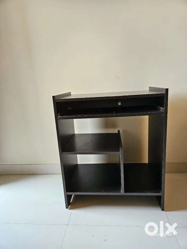 Computer table and mid foldable bed