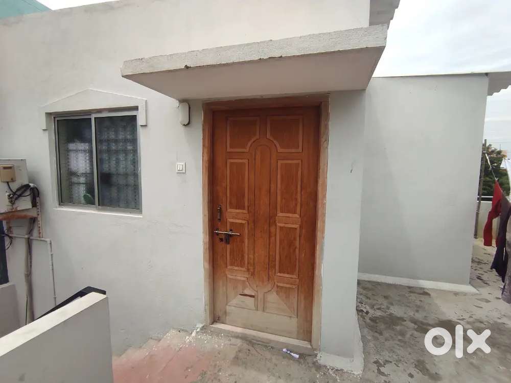 1BHK independent sheet house in Sriram 3rd street kolathur chennai-99