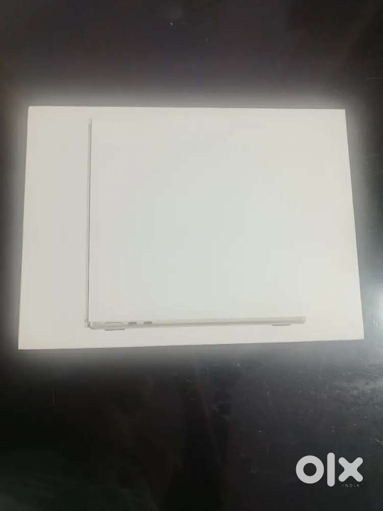 Apple MacBook AIR M2