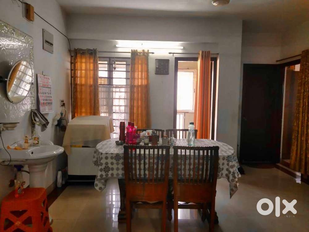 3 BHK Flat For Sale In Vijaya Gardens