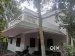 Main road vadakkekkotta 4 bhk house