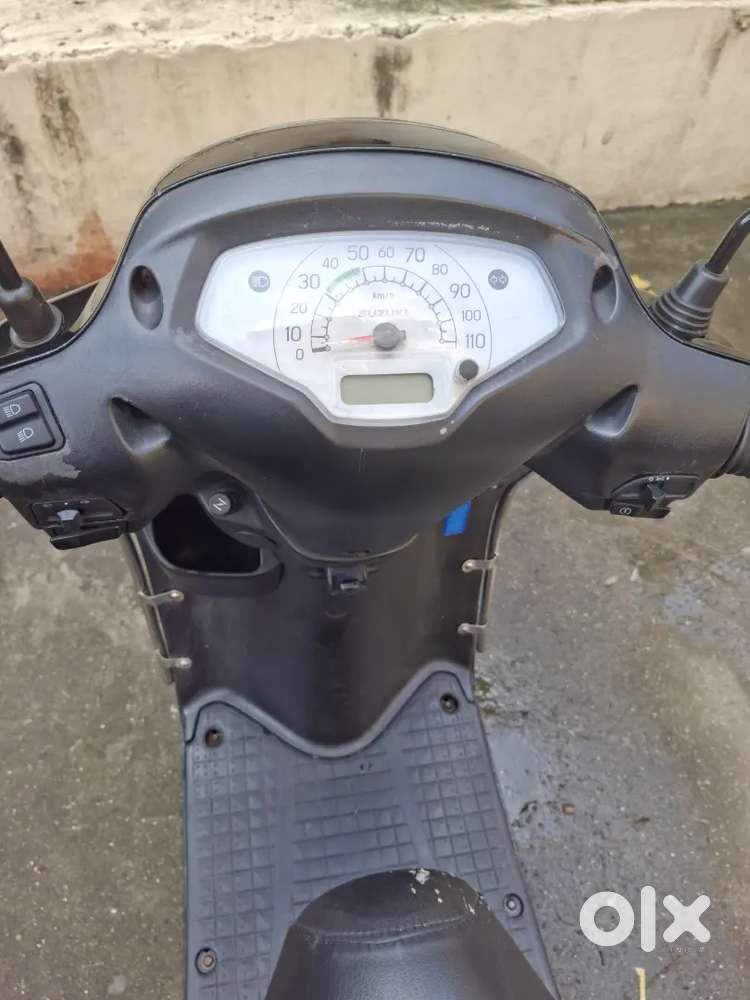 Suzuki access 125 black colour.