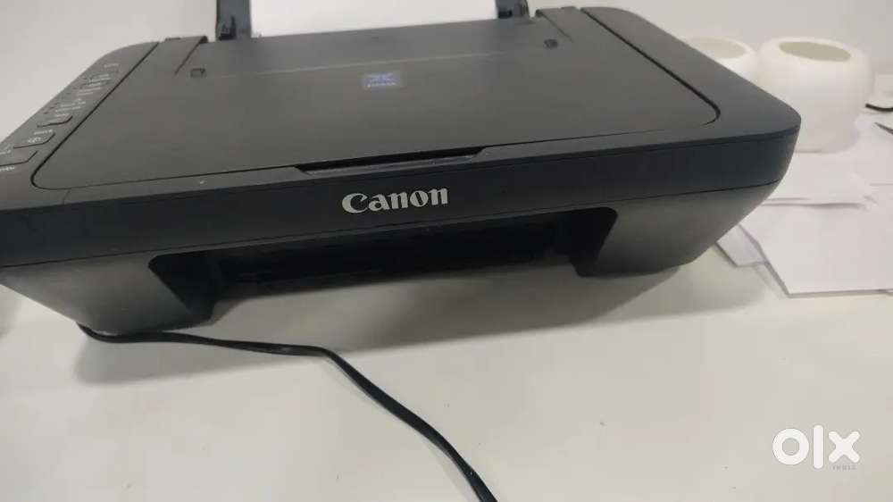 Canon e470 , 3 month old