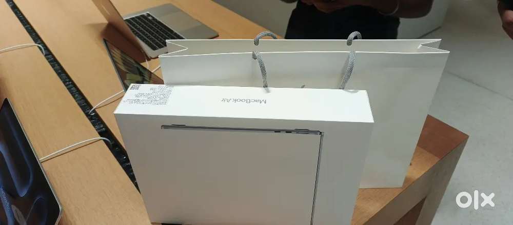 Macbook air m4 13inch. 16GB. 256GB