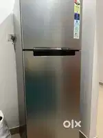 Fridge 6 months used 17000 only