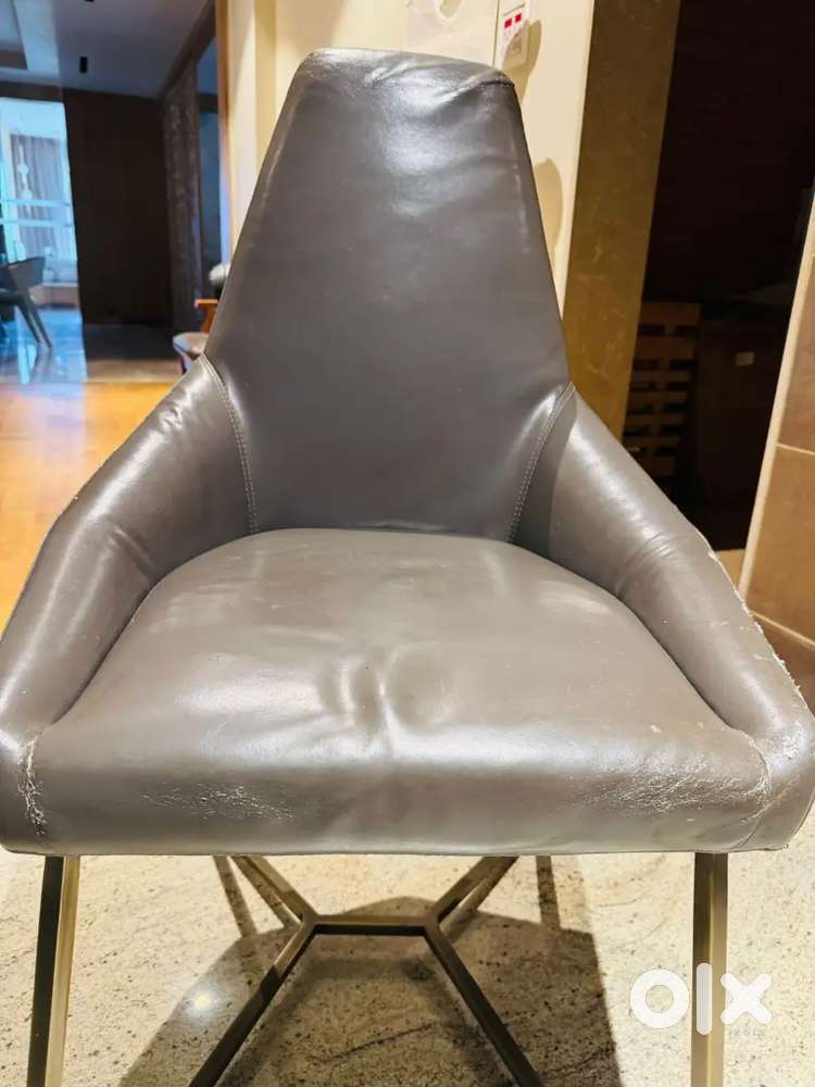 8 Dining chair