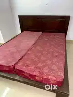 King size bed ergent to sell
