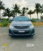 Toyota Innova 2004-2011 2.5 V Diesel 8-seater, 2009, Diesel
