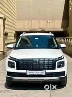 Hyundai Venue 1.2 S (O), 2023, Petrol