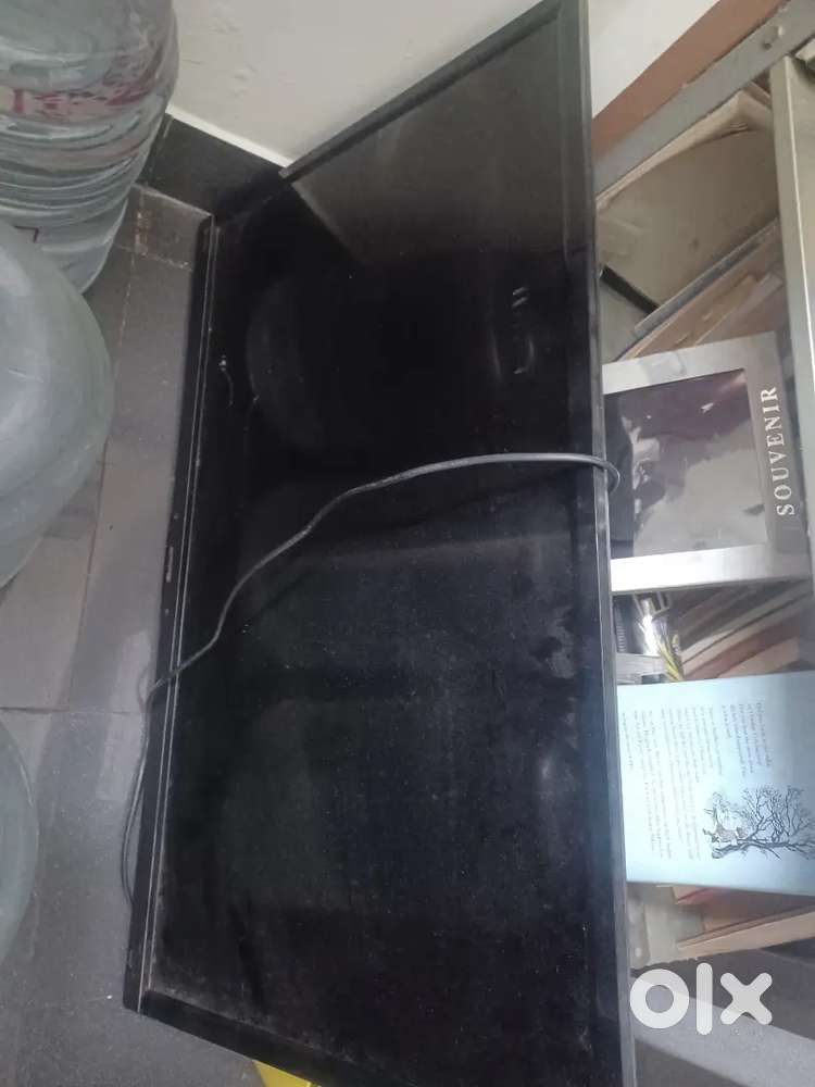 Vifeocon 43 TV perfect condition but display issues