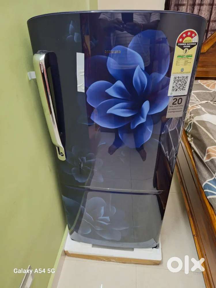 183 litres Samsung brand new 4 star rating Refrigerator