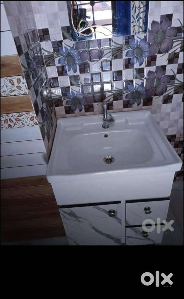 H. N. 611/3-C, Adarsh Nagar Naya Gaon, Near Mehara Auto Center