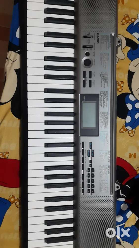 Casio CTK-1300 totally new
