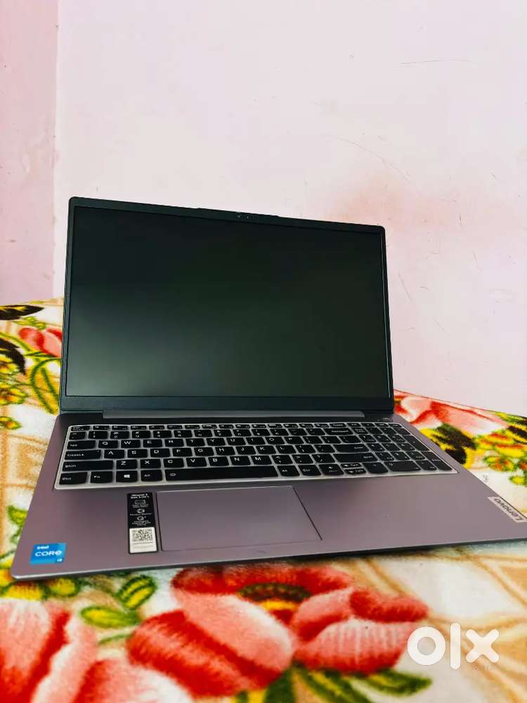 Lenovo IdeaPad Slim 3 Intel Core i3 12th Gen 15.6 inch (39.62cm) FHD