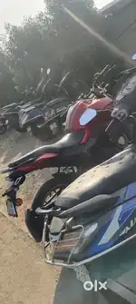Yamaha fzs v3 delux red colour
