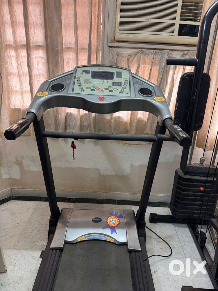 Turbuster Motorized Treadmill with Auto Incline & Foldable Design.