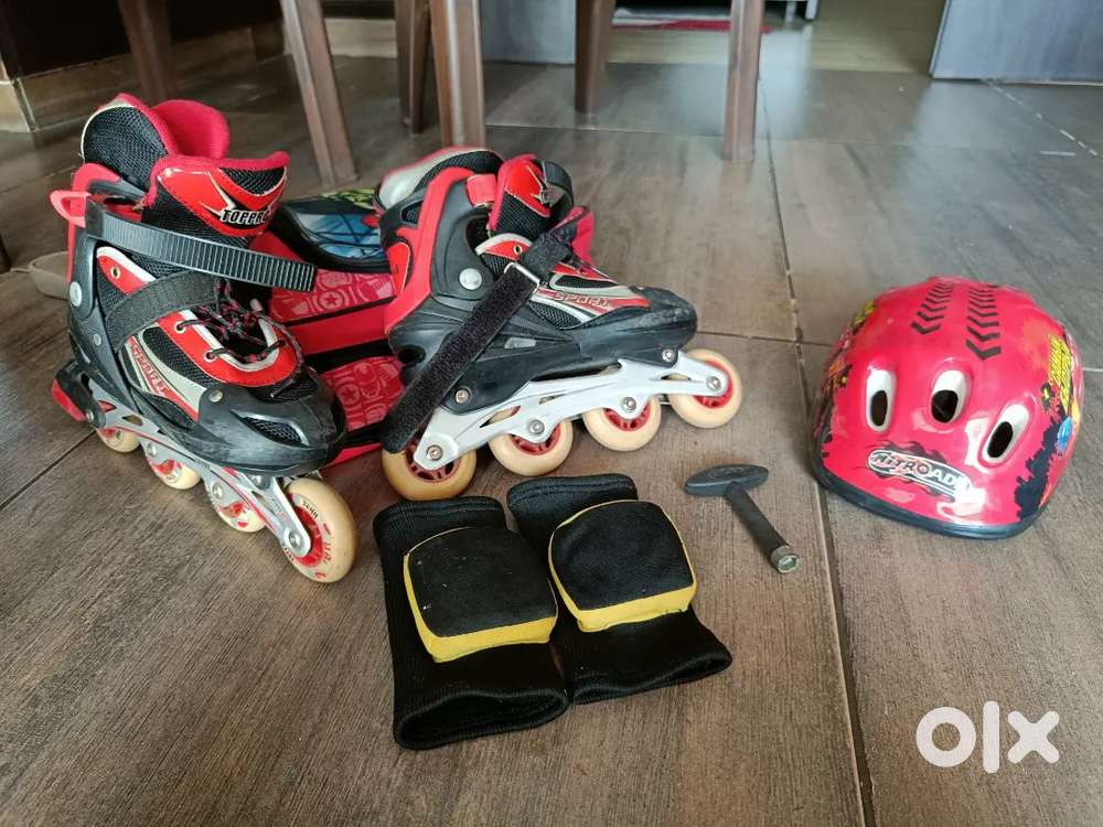 Liner skates with accessories