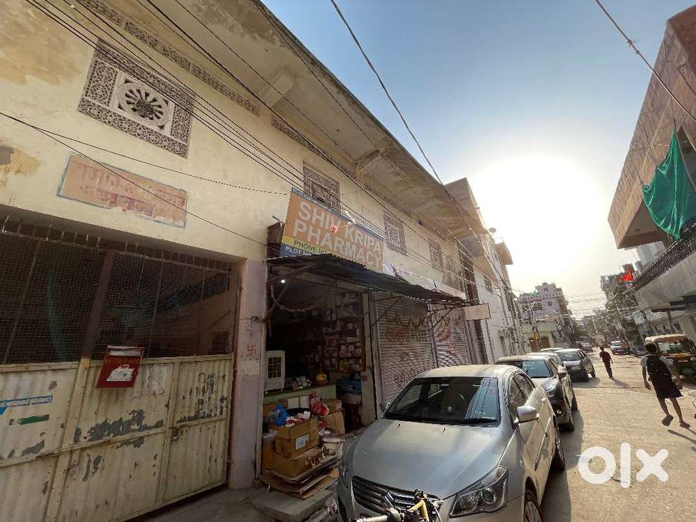 Building with 7 rooms available for renting