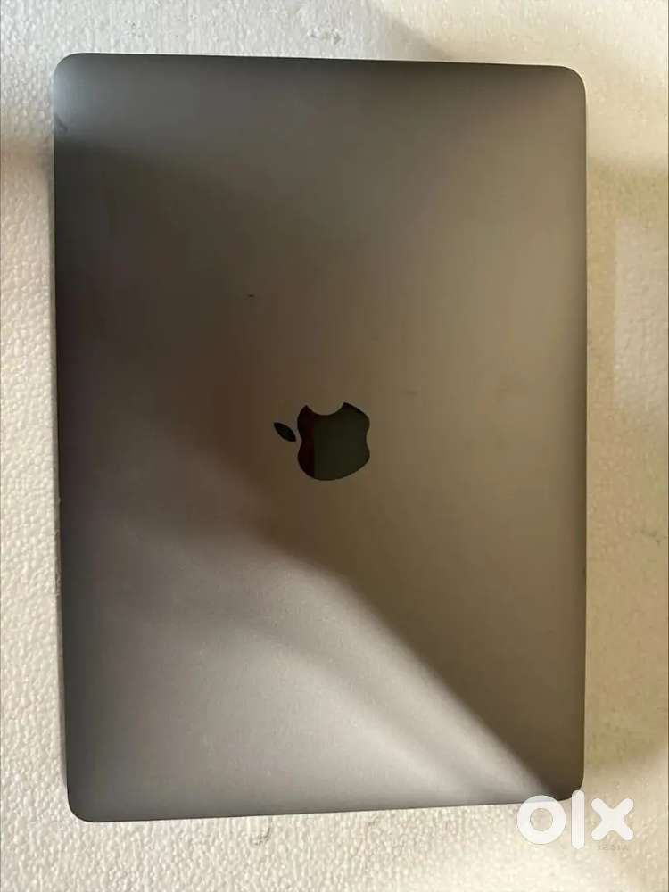 Apple MacBook Air A2337 (Late 2020) Laptop 13 M1 CPU 16GB RAM 256 SSD