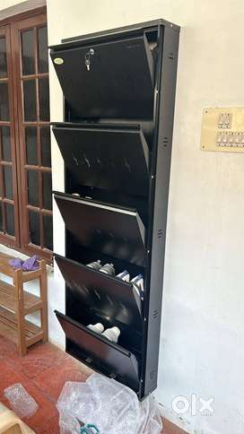 Metal Shoe Rack with wall Mounted