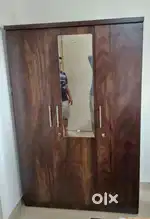 3 DOORS WARDROBE FOR SALE