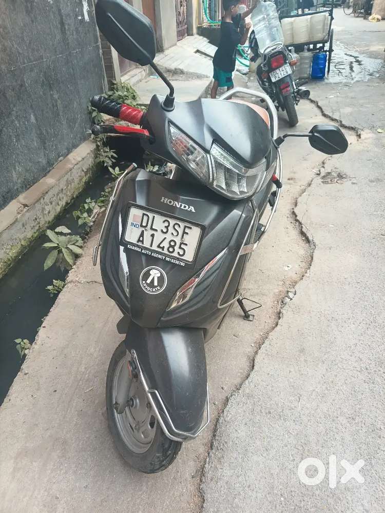 Honda activa 6 g in very good condition , first owner