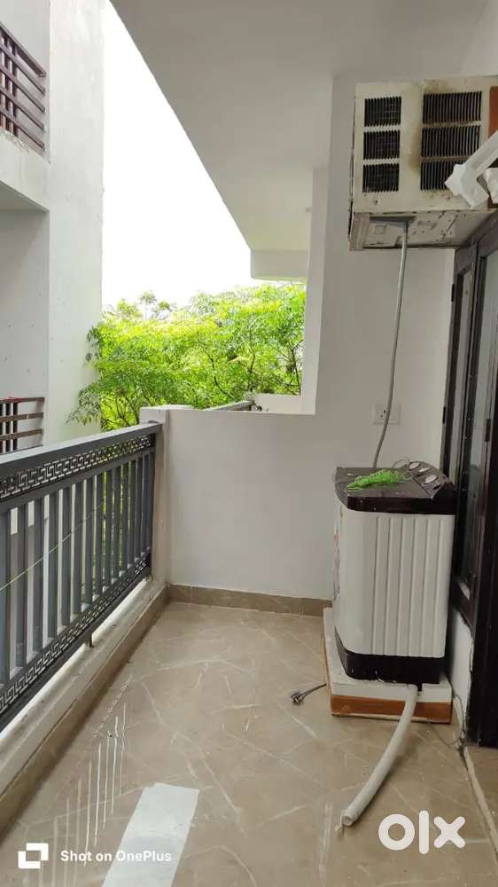 Furnished 1 bhk flat available for rent near saket metro station