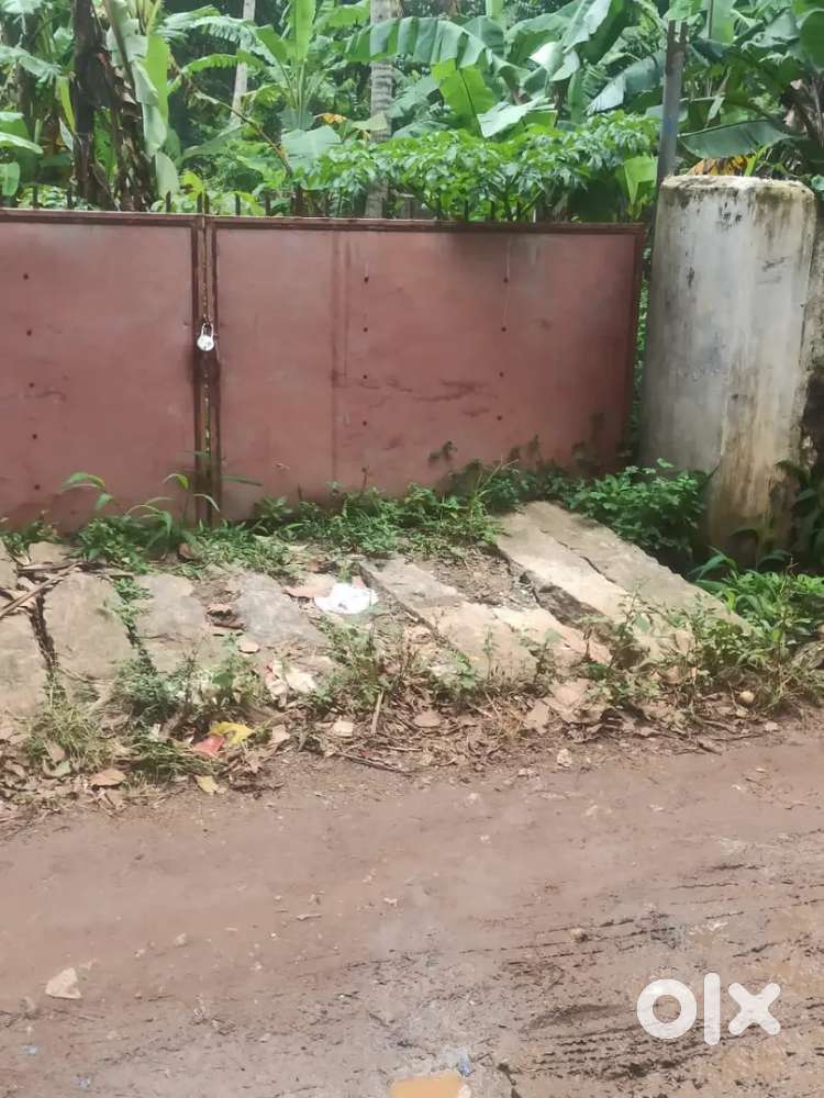 Plot for sale,150 meters from Pammam main road